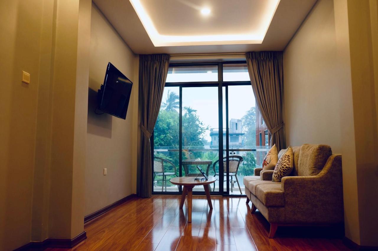 Regent Hotel Myeik Luaran gambar